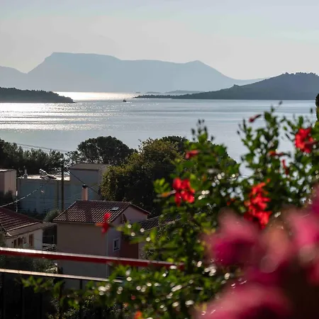San Lazzaro Family Skorpios Sea View