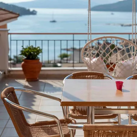 San Lazzaro Family Skorpios Sea View Apartment